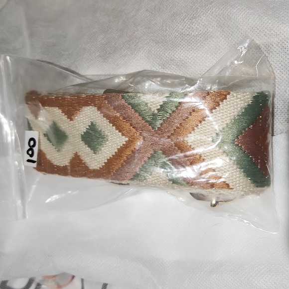 EMBROIDERED GEOMETRICS 2 inches wide - Picture 11 of 14